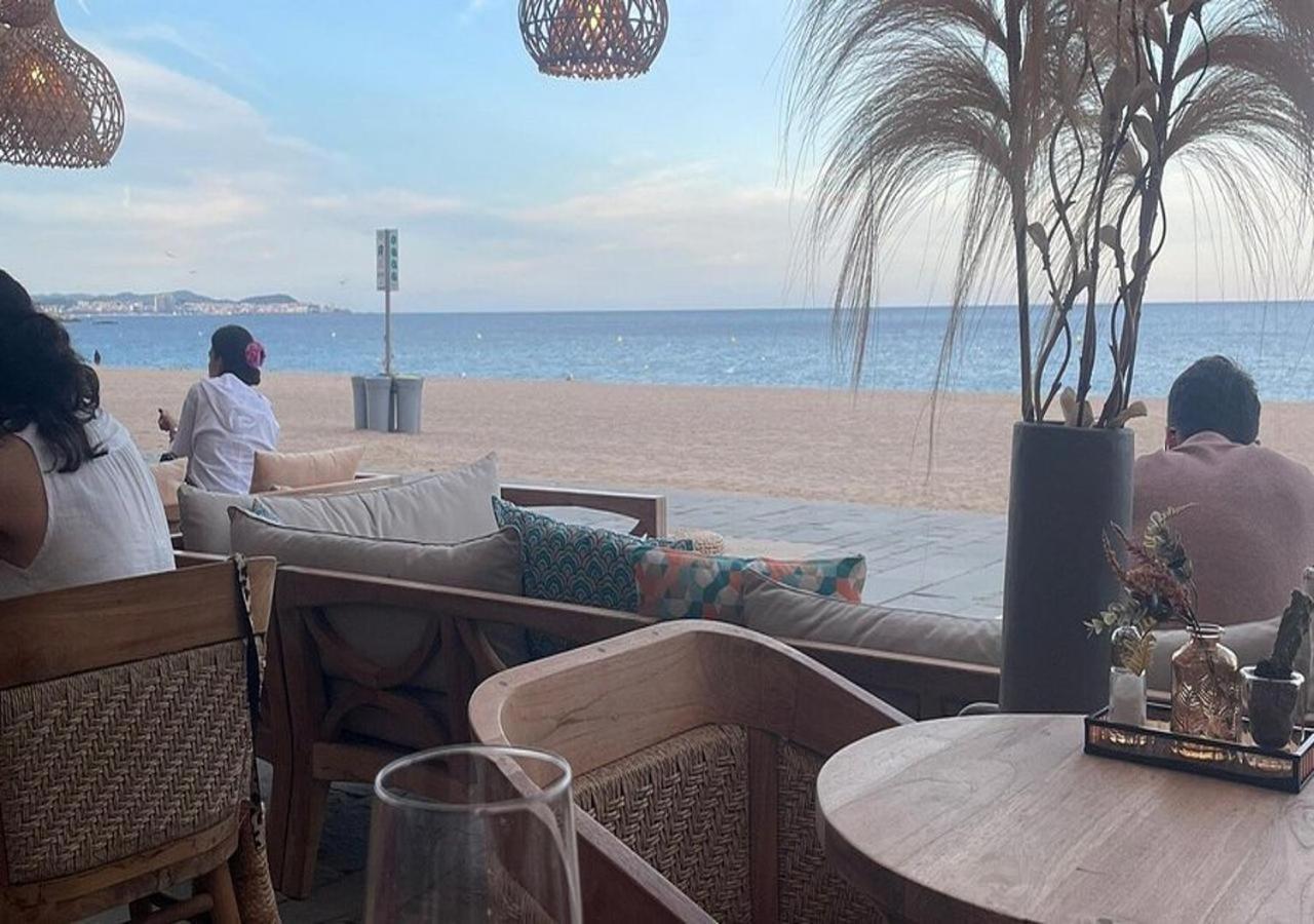 Encantador Piso En Primera Linea De Mar Platja d'Aro Bagian luar foto